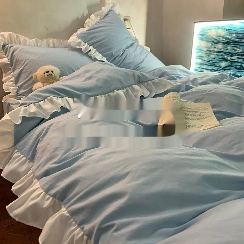 Washed cotton four-piece bedding set in Mori style showing lace-trimmed solid colour options