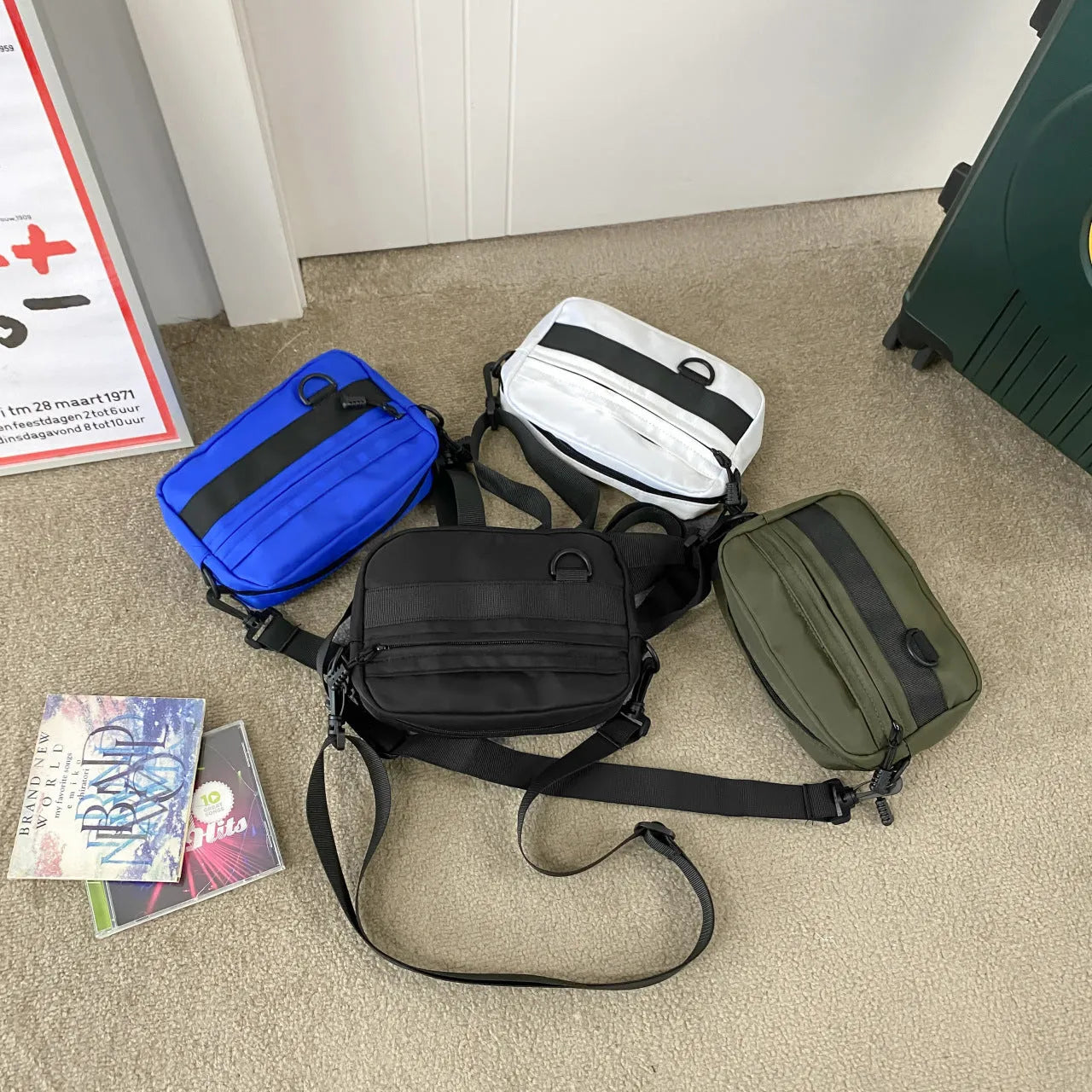Men's street style nylon messenger bag showing dimensions of 22cm length × 14cm height × 5cm width