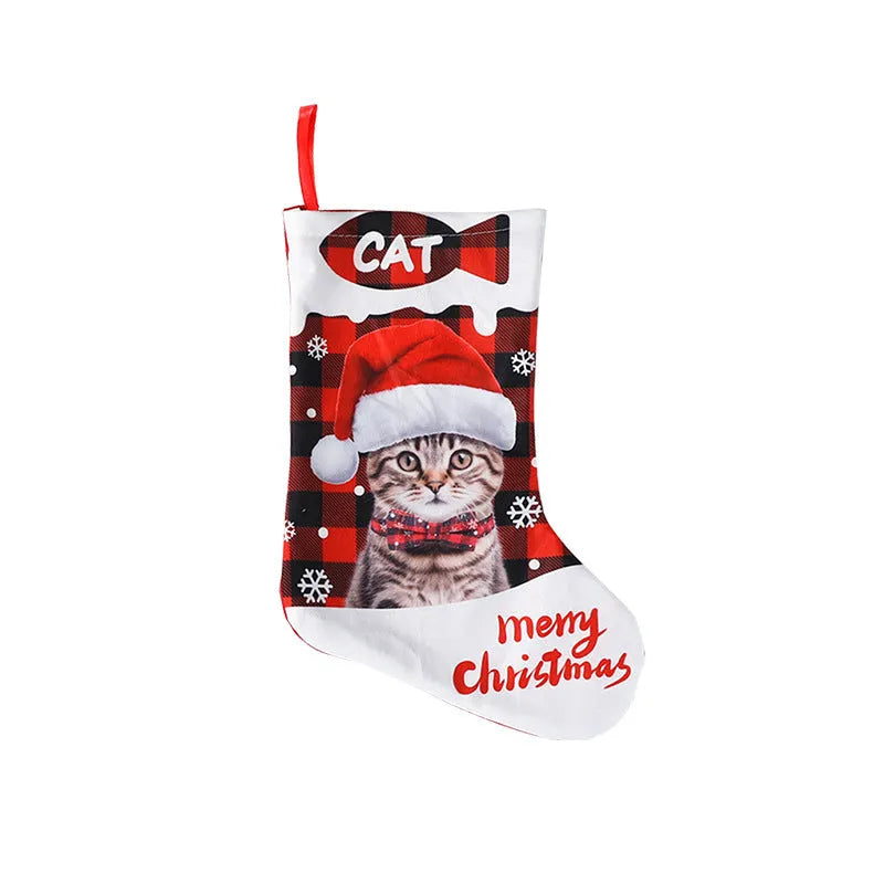 Printed cloth Christmas wall hanging with puppy and cat designs in traditional American plaid style