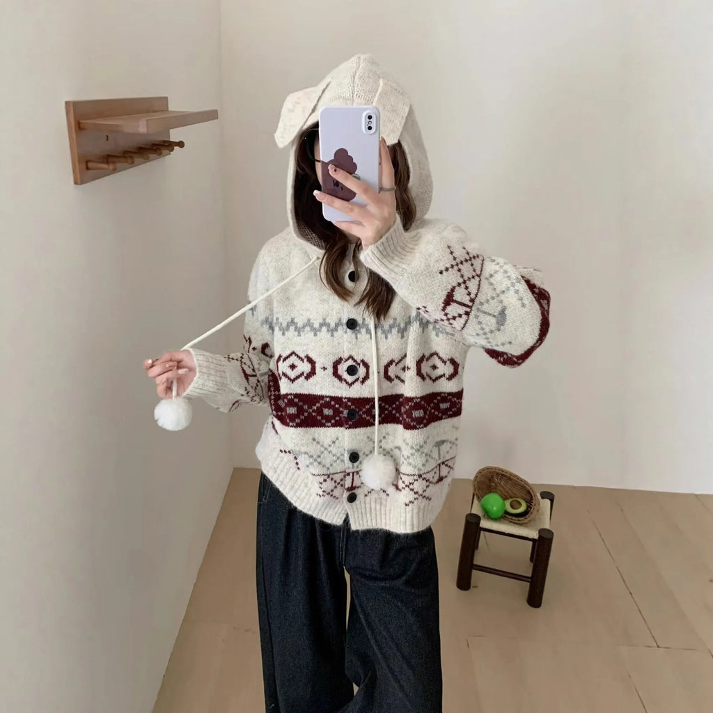 Geometric pattern brocade sweater coat for plus size women in loose fit with long sleeves