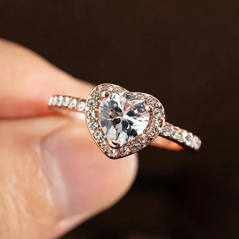 Crystal heart-shaped women's wedding ring in rose gold or silvery electroplated finish