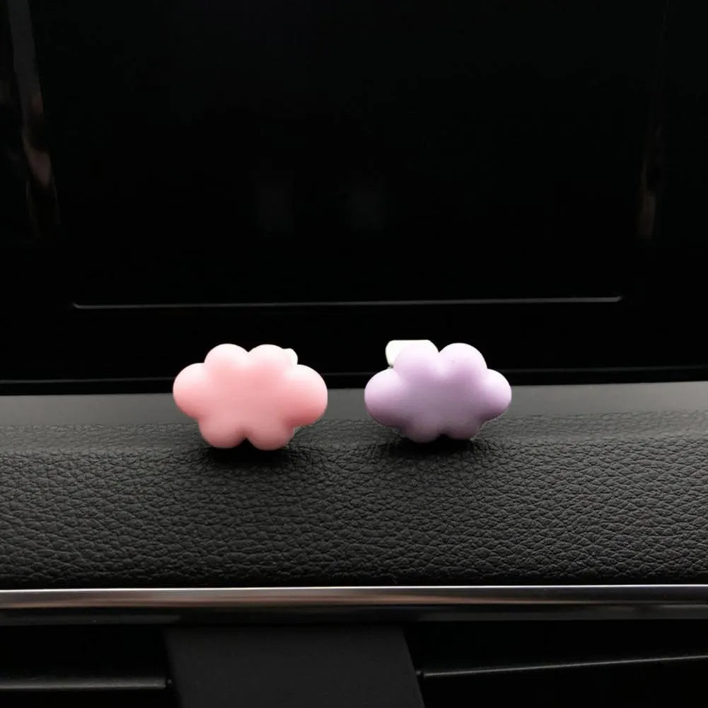Baiyun cartoon car fragrance clip in six colours for vehicle air vent mounting