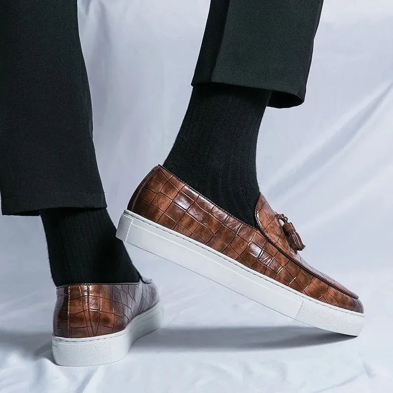 Men's brown plus size sneakers with tassel detail on the artificial PU upper and a round toe.