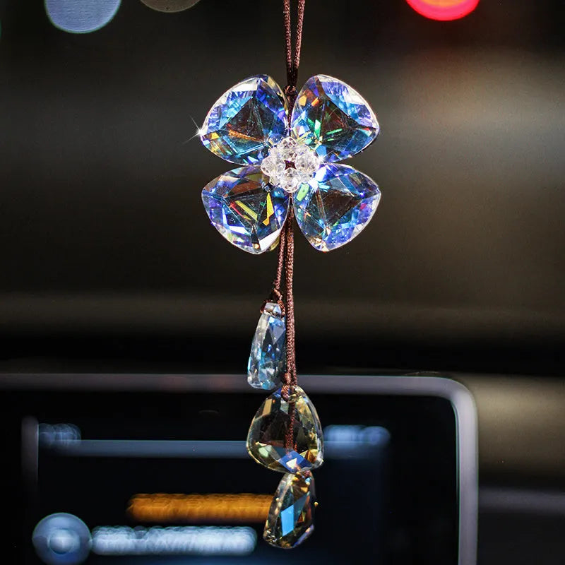 Crystal four leaf grass car pendant approximately 20 cm long in four colour options