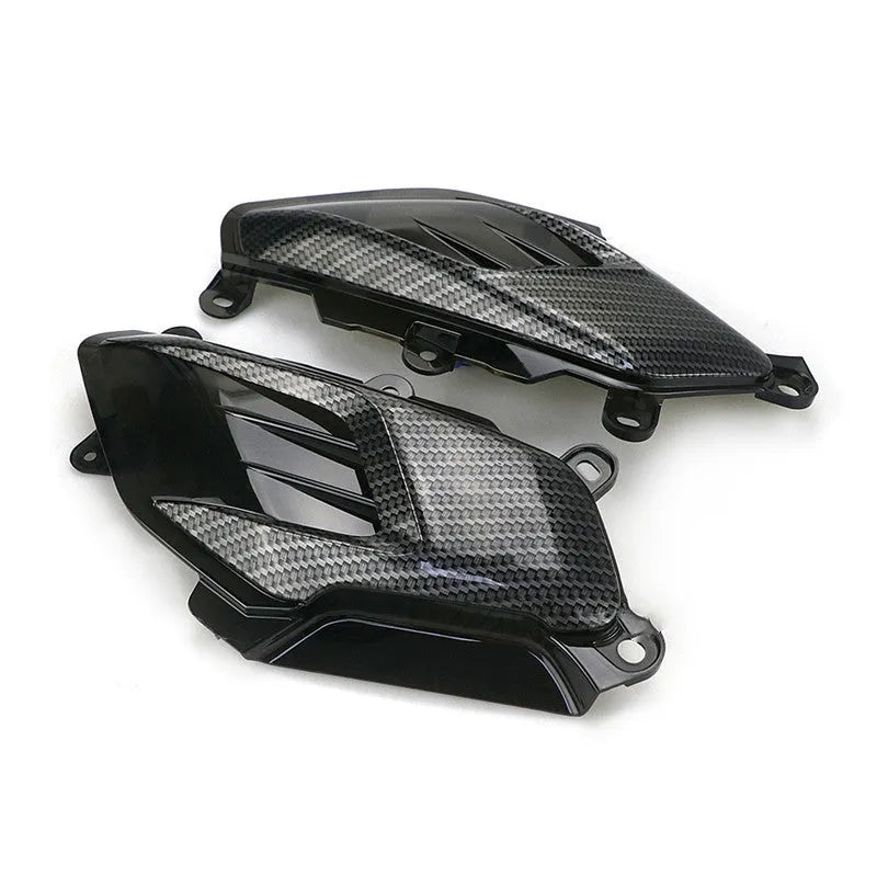 Pair of LED side lamps with carbon fibre decoration for YAMAHA NMAX125 and NMAX155 motorcycles.