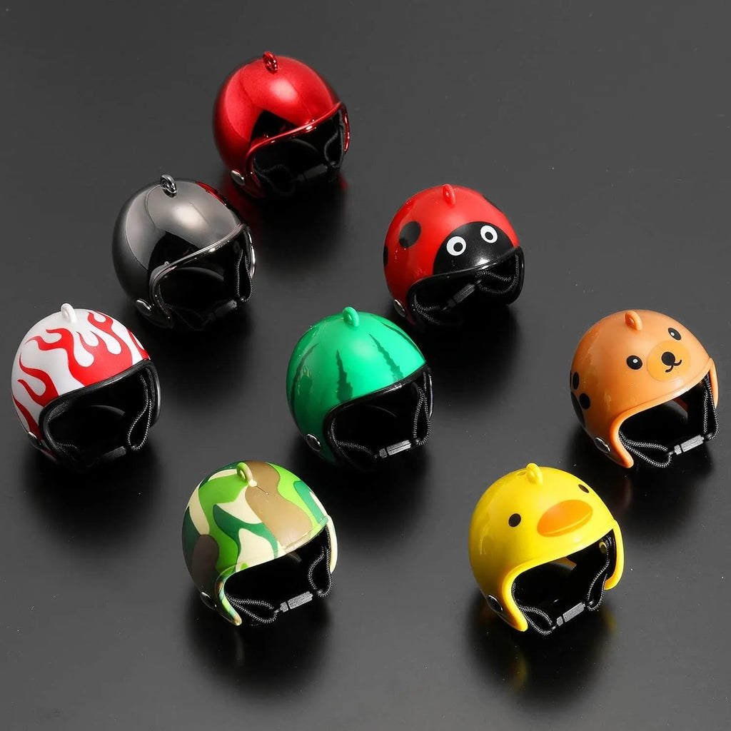 Adjustable chicken safety helmet with sponge lining for small poultry and birds