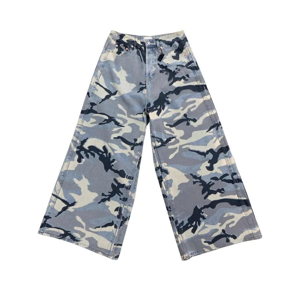 Snow camouflage blue loose fit denim jeans with mid-waist design and elastic fabric