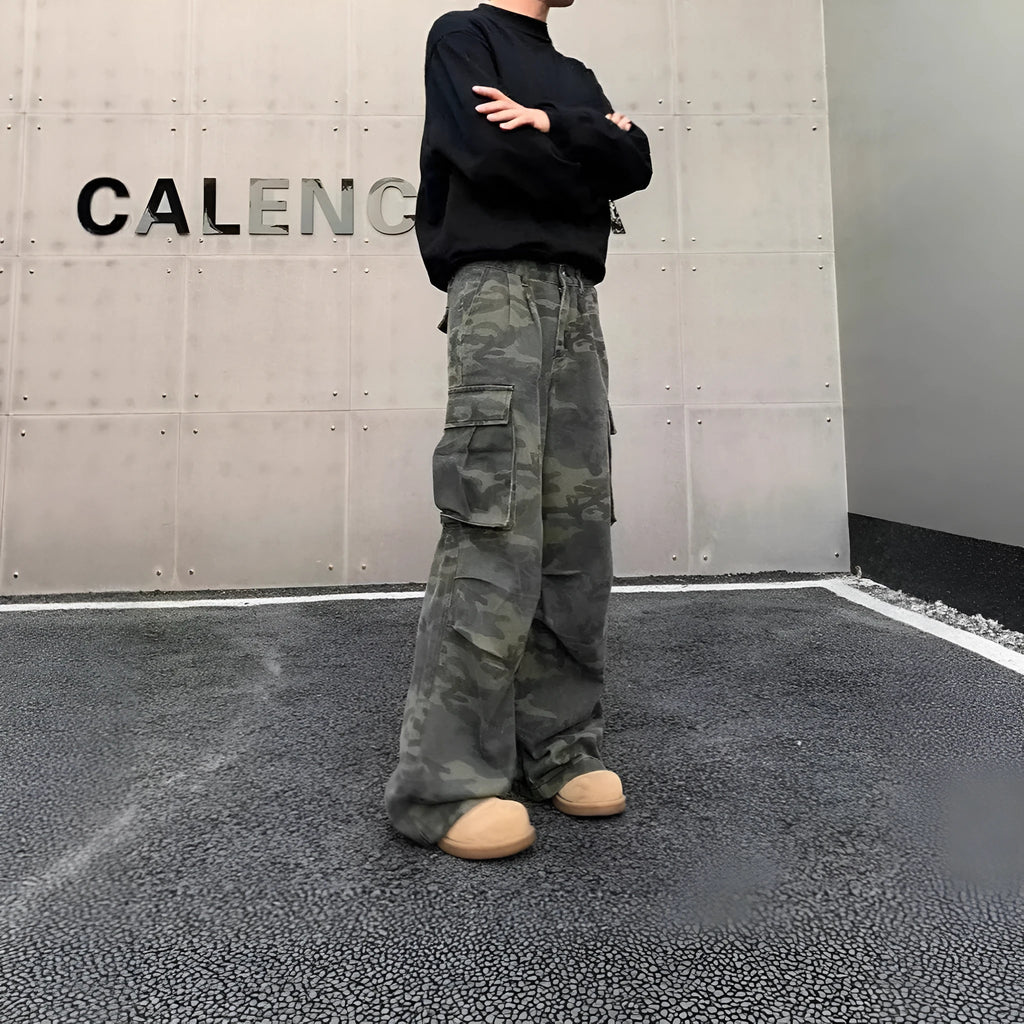 American vintage crumpled camouflage cargo pants with multiple pockets on a cotton blend fabric.