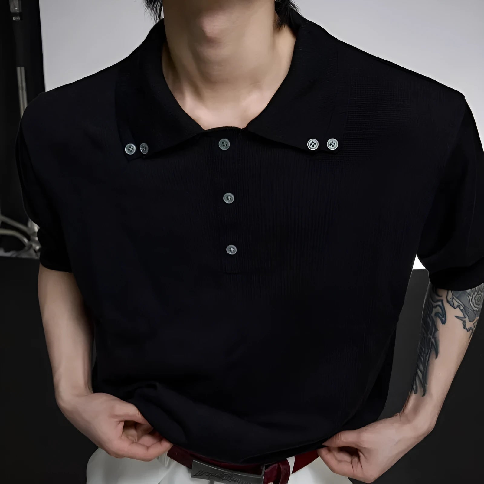 Men's slim knit short sleeve shirt with double collar design in black, white or grey