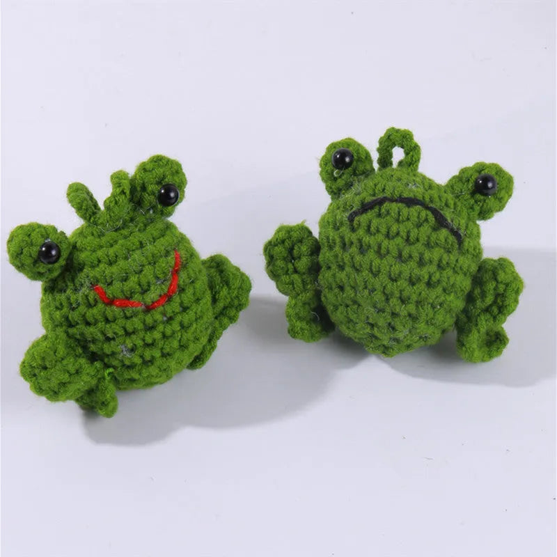 Handmade green plush frog woven car pendant hanging, showing cartoon style and 15cm length.