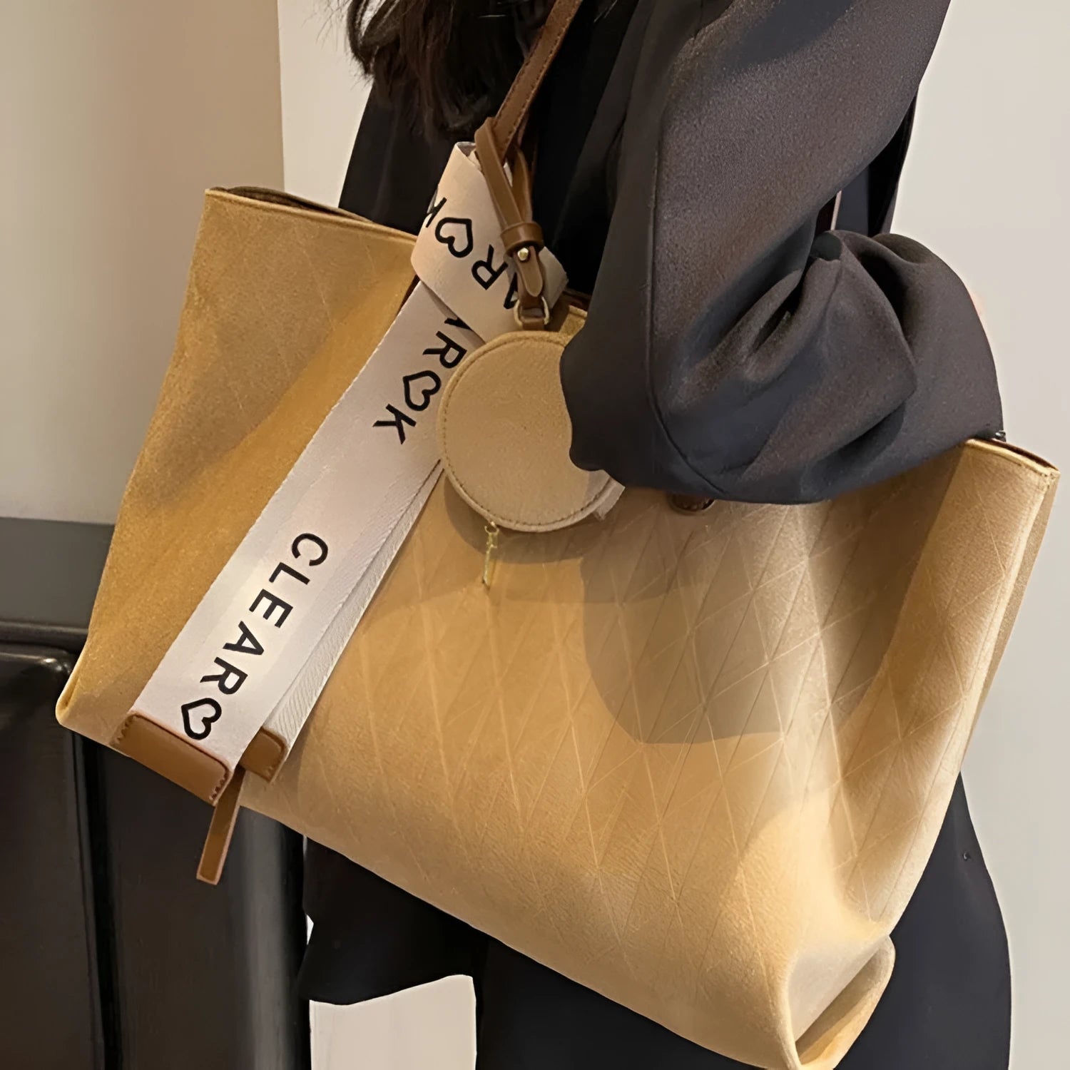Women's large shoulder bag with casual tote design in horizontal square shape