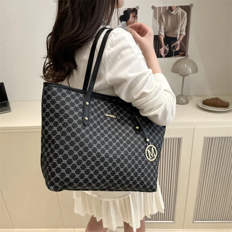 Street trend style PU leather shoulder bag with adjustable handle in black, brown, grey or white