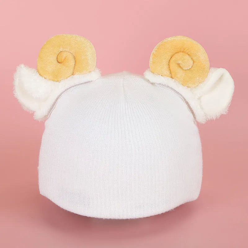 Cartoon character plush fabric helmet ear decoration cover for medium-sized helmets.