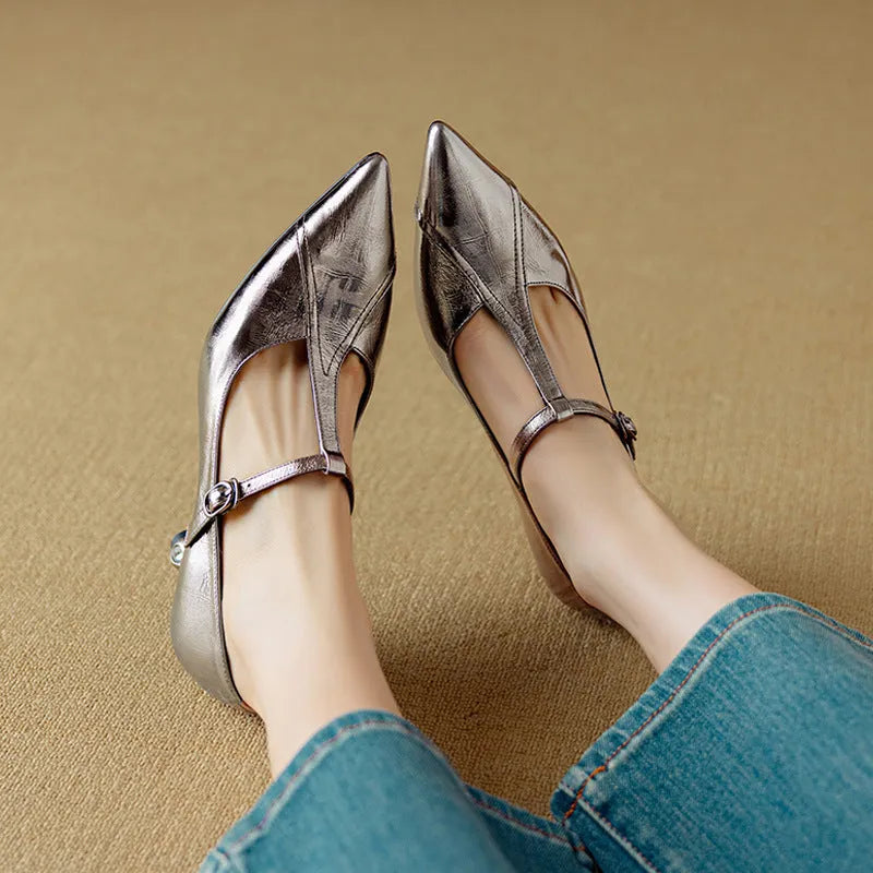 Genuine leather Mary Jane pumps with a chunky heel in gun colour and pink.
