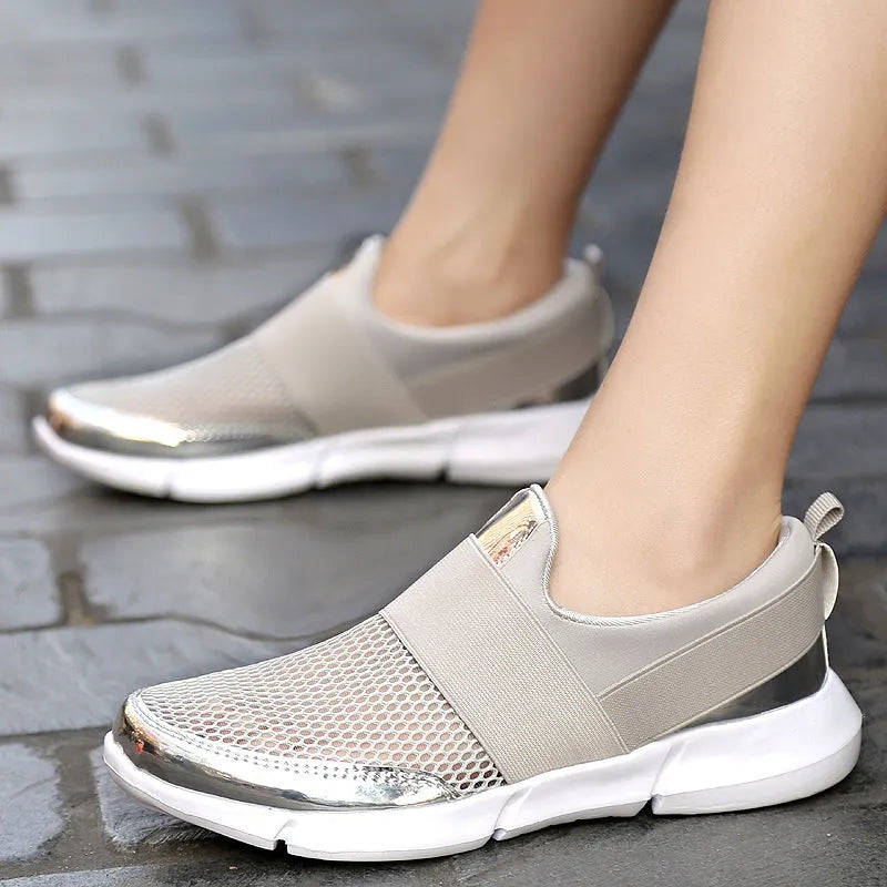 Women's blue breathable mesh sneakers with low-cut design and lightweight PU midsole