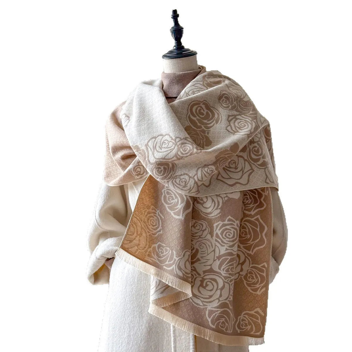 Long grey imitation cashmere winter scarf with tassels, measuring 185cm by 65cm
