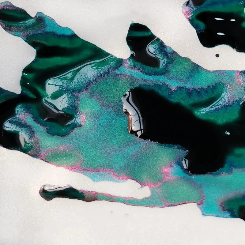 Sheen gradient fountain pen ink with gold powder finish in Red Tide and Truffle colours