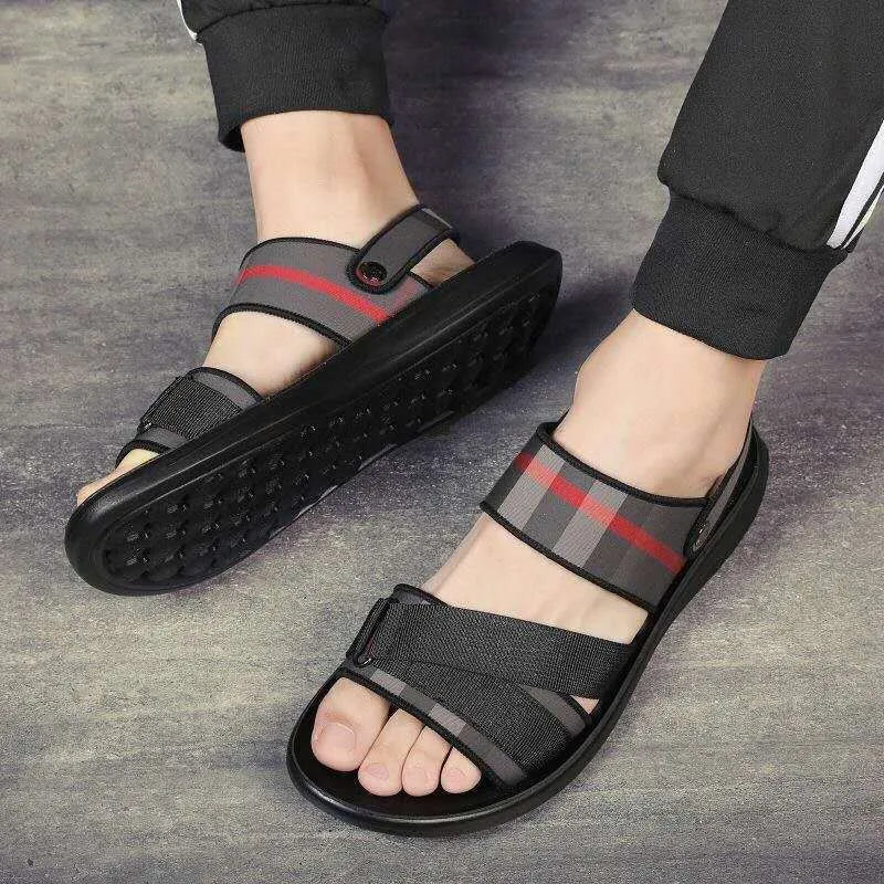 Youth sports sandals with Lycra upper and polyurethane sole, showing leisure style.