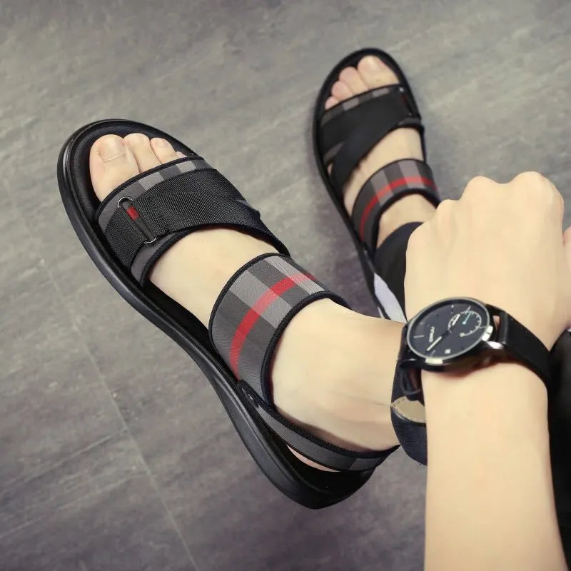 Youth sports sandals with Lycra upper and polyurethane sole, showing leisure style.