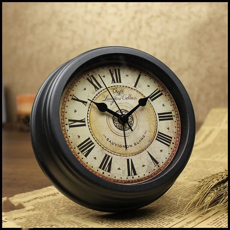 European retro style 6-inch round desk clock with silent alarm on wooden surface