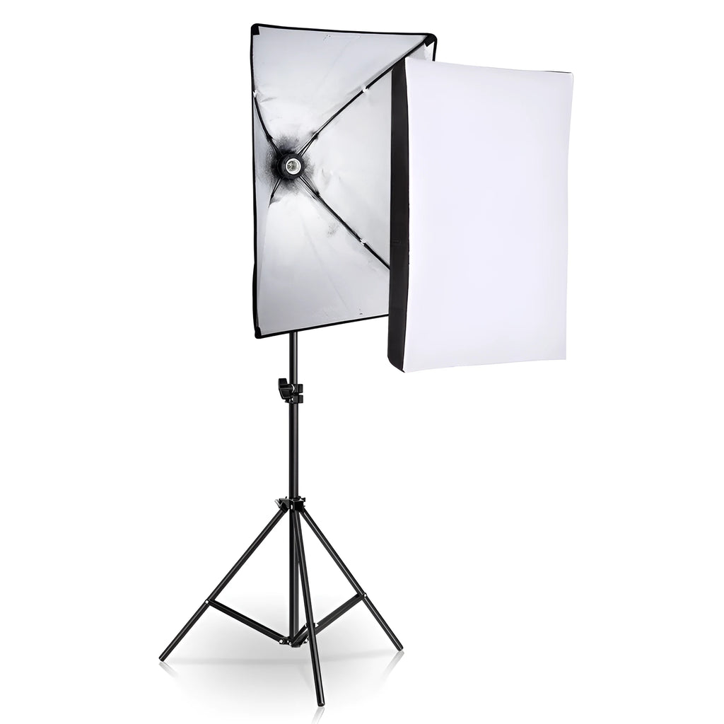 LIBEN 50x70cm soft light cloth reflector panel on a 2-metre stand for studio photography