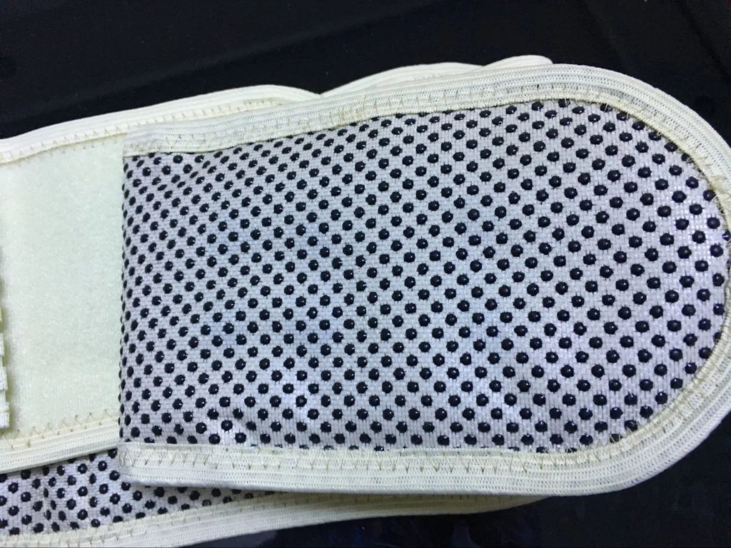 Self-heating waist protection belt with magnetic therapy elements in elastic cloth material