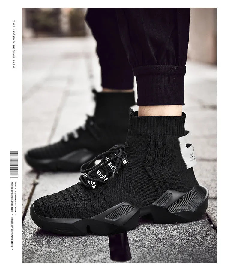 Men's black and white sports casual shoes with mesh lining in sizes 39 to 47