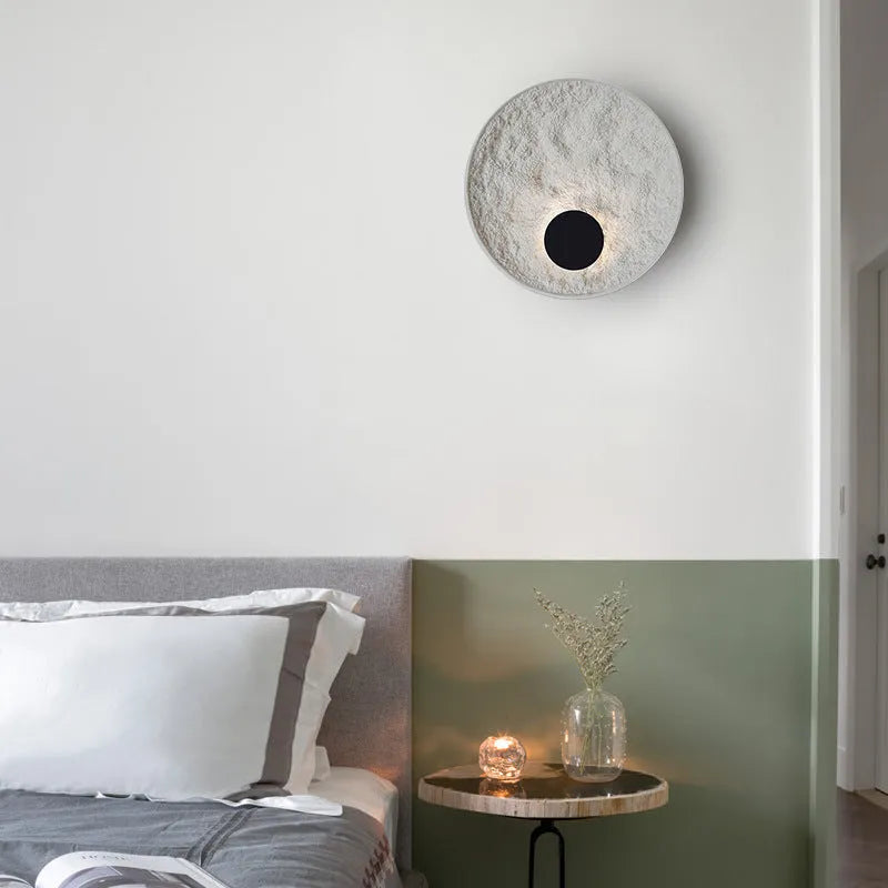 White modern iron wall lamp in 300mm and 500mm sizes for bedroom lighting