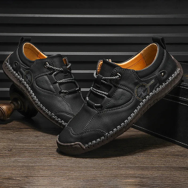Men's plain pattern casual leather shoes with round toe in black, gold and khaki colours