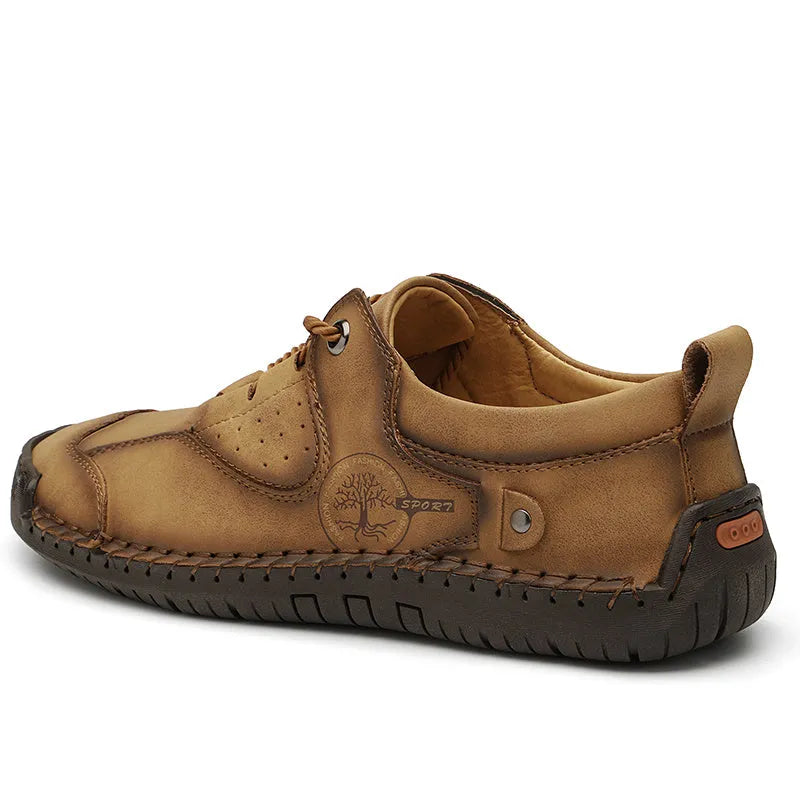 Men's plain pattern casual leather shoes with round toe in black, gold and khaki colours