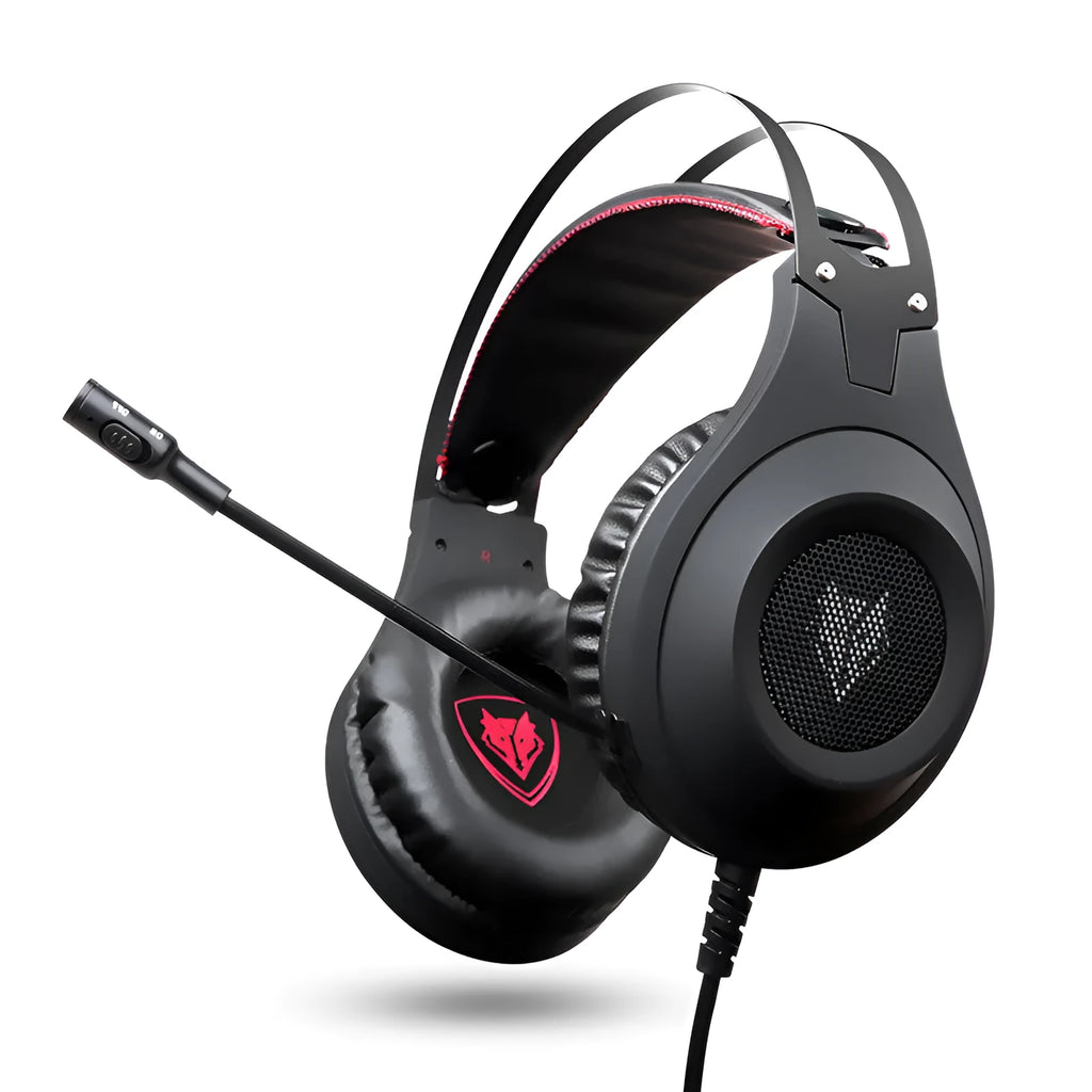 Black wired USB PC gaming headset with microphone and head-mounted design