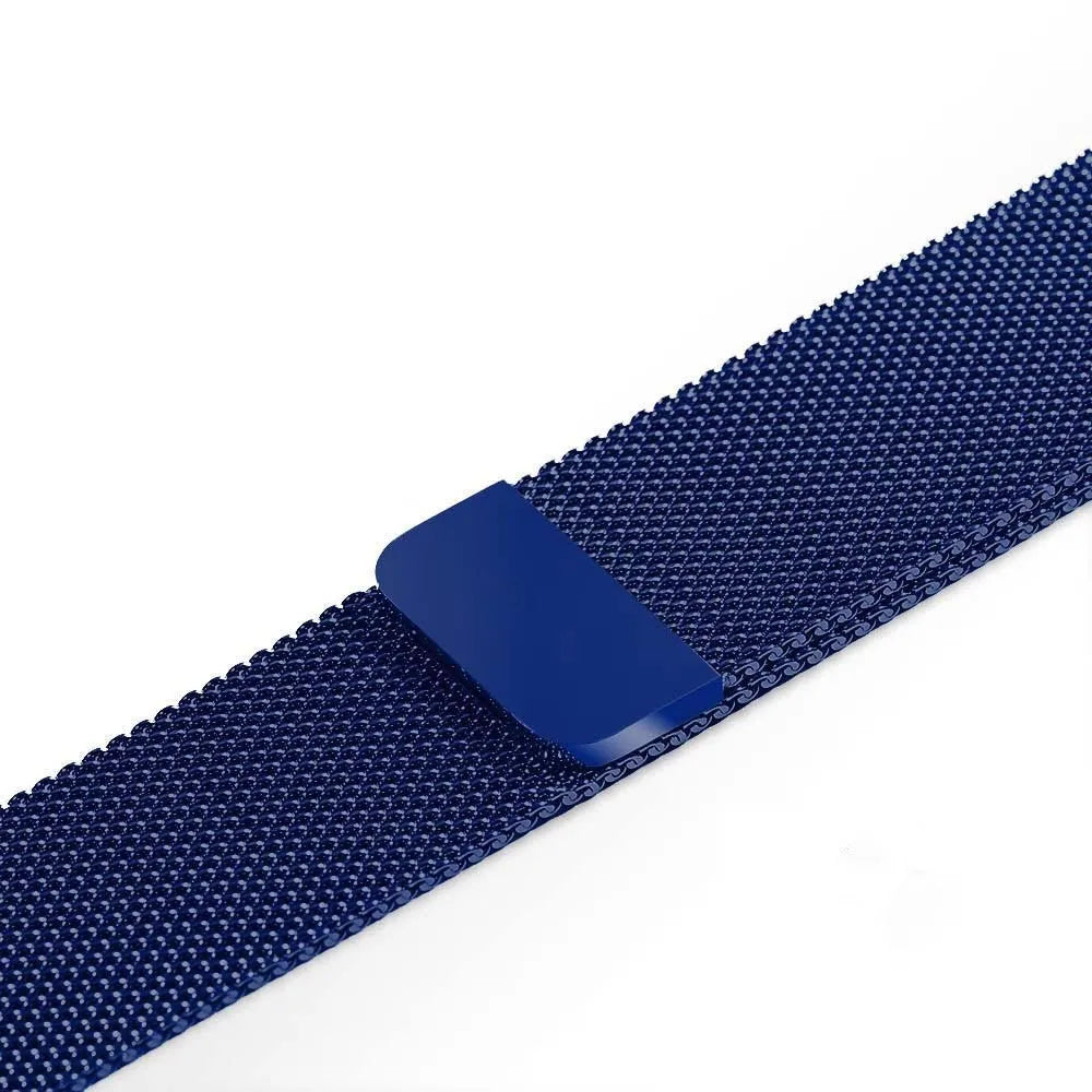 Stainless steel watch strap with quick-release spring bars and adjustable clasp in silver finish