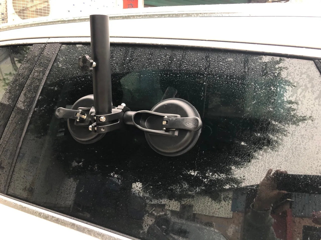 Black ABS off-road car sucker base with round rubber suction cup for vehicle window mounting