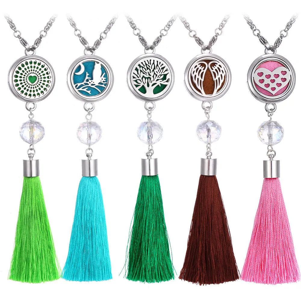 Tassel-design alloy car pendant diffuser with 50cm chain and coloured cotton pads for aromatherapy