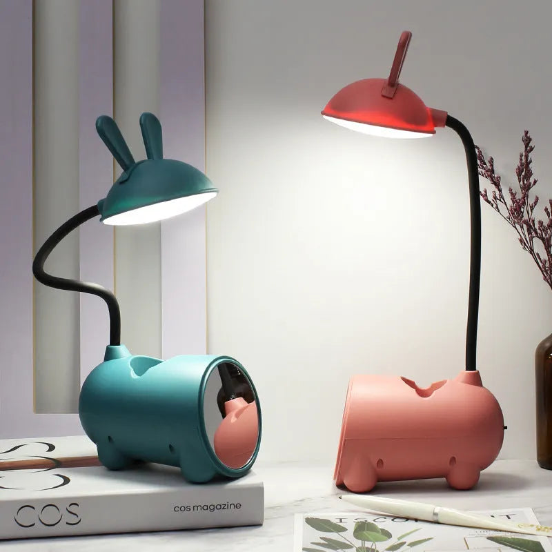 Green cartoon desk lamp with pen holder measuring 30 cm, USB-powered plastic table lamp
