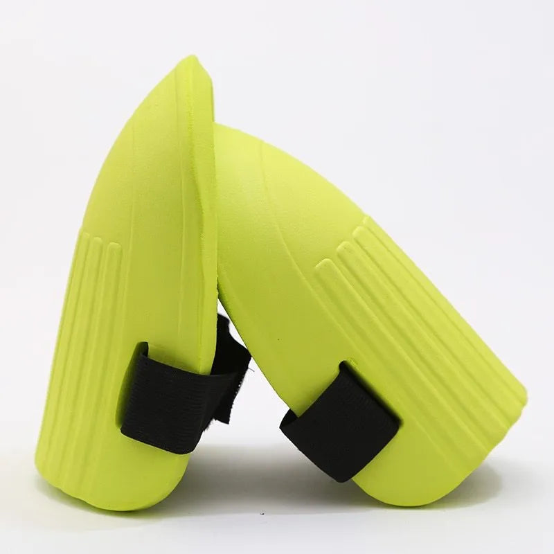 A pair of plain EVA foam knee pads in Army Green colour for garden work.