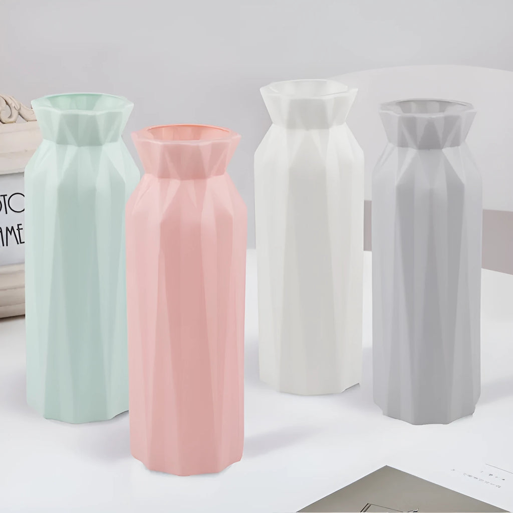 Drop-resistant melamine vase in green, grey, pink or white with 7.2cm base