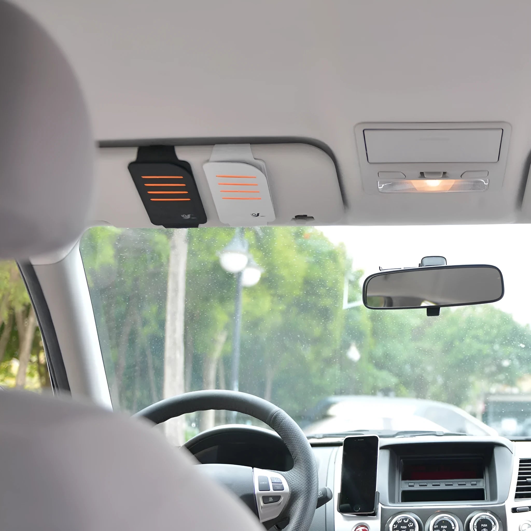 Set of four rigid car sun visor shading panels and a vehicle-mounted storage bag.
