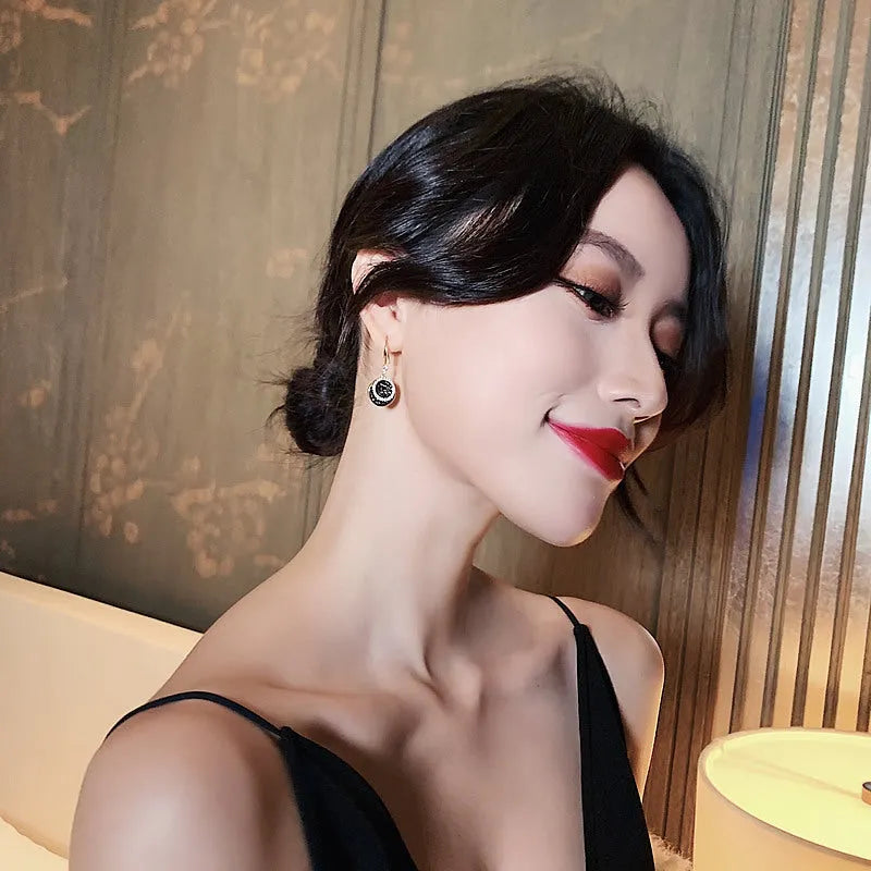 Black round geometric alloy earrings with 3.6cm length and retro Hong Kong style design