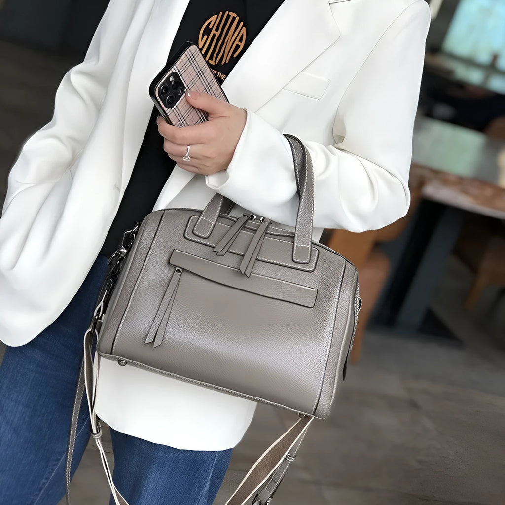Genuine leather shoulder messenger bag with lychee pattern in horizontal square shape
