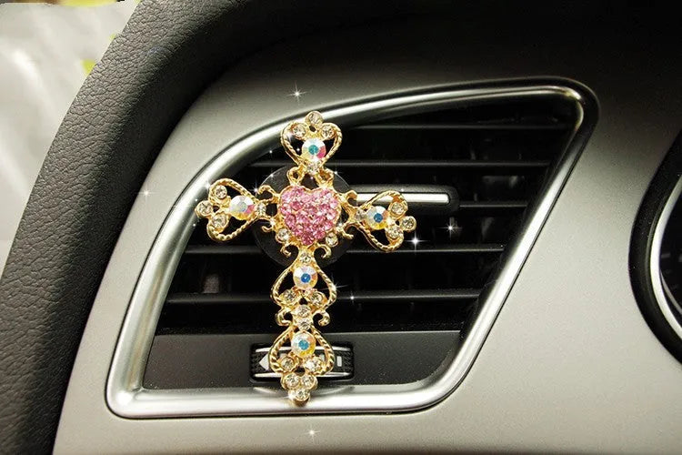 Cartoon car air vent fragrance clip with alloy material and decorative designs