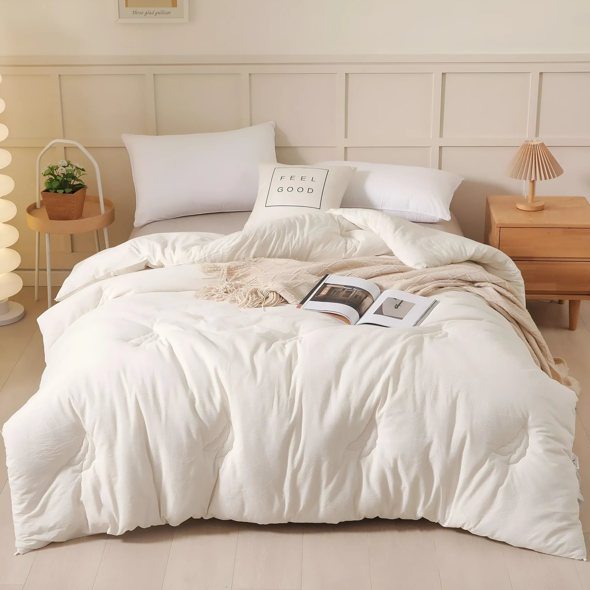 Soybean fibre filled pure cotton quilt in twill weave available in multiple sizes and weights