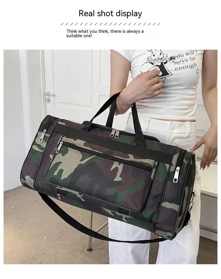 Camouflage pattern luggage bag with waterproof fabric and striped polyester lining