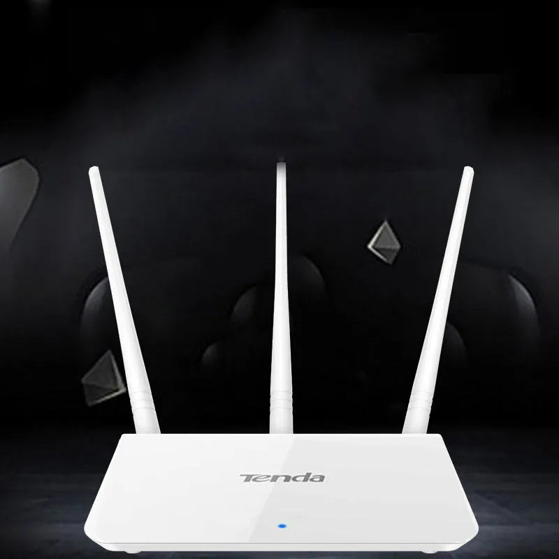 White dual-band wireless router with US-style design supporting 2.4GHz and 5GHz frequencies
