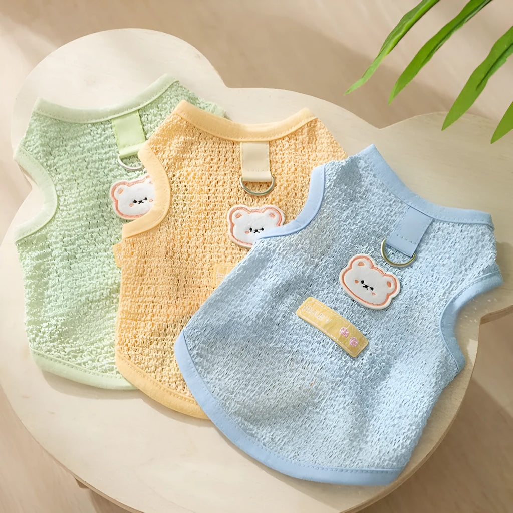 Green knitted cat clothes with hollowed-out design and cartoon bear patch decoration