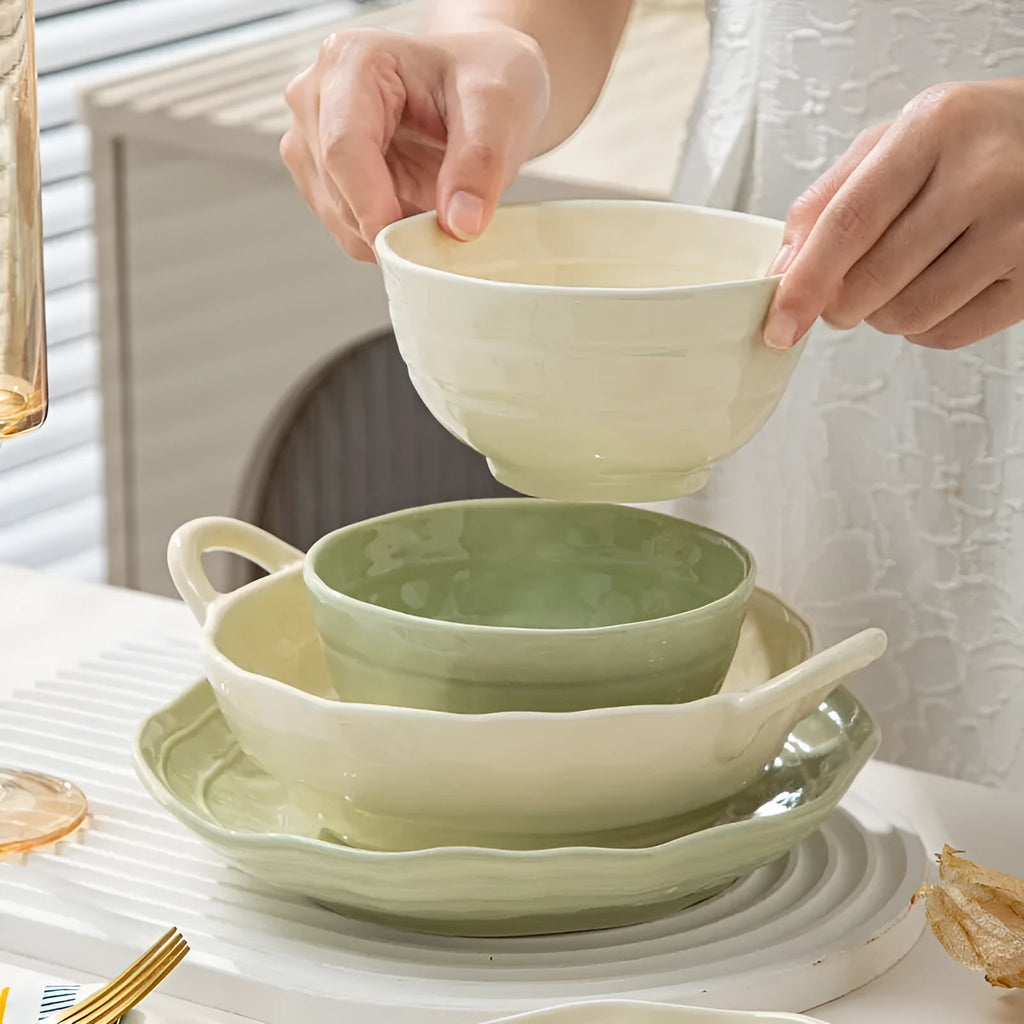 Seven-piece solid colour ceramic tableware set with modern Japanese design in gift box packaging