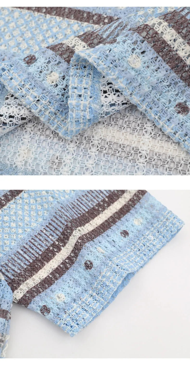 Men's printed leisure shirt in blue with short sleeves and loose fit