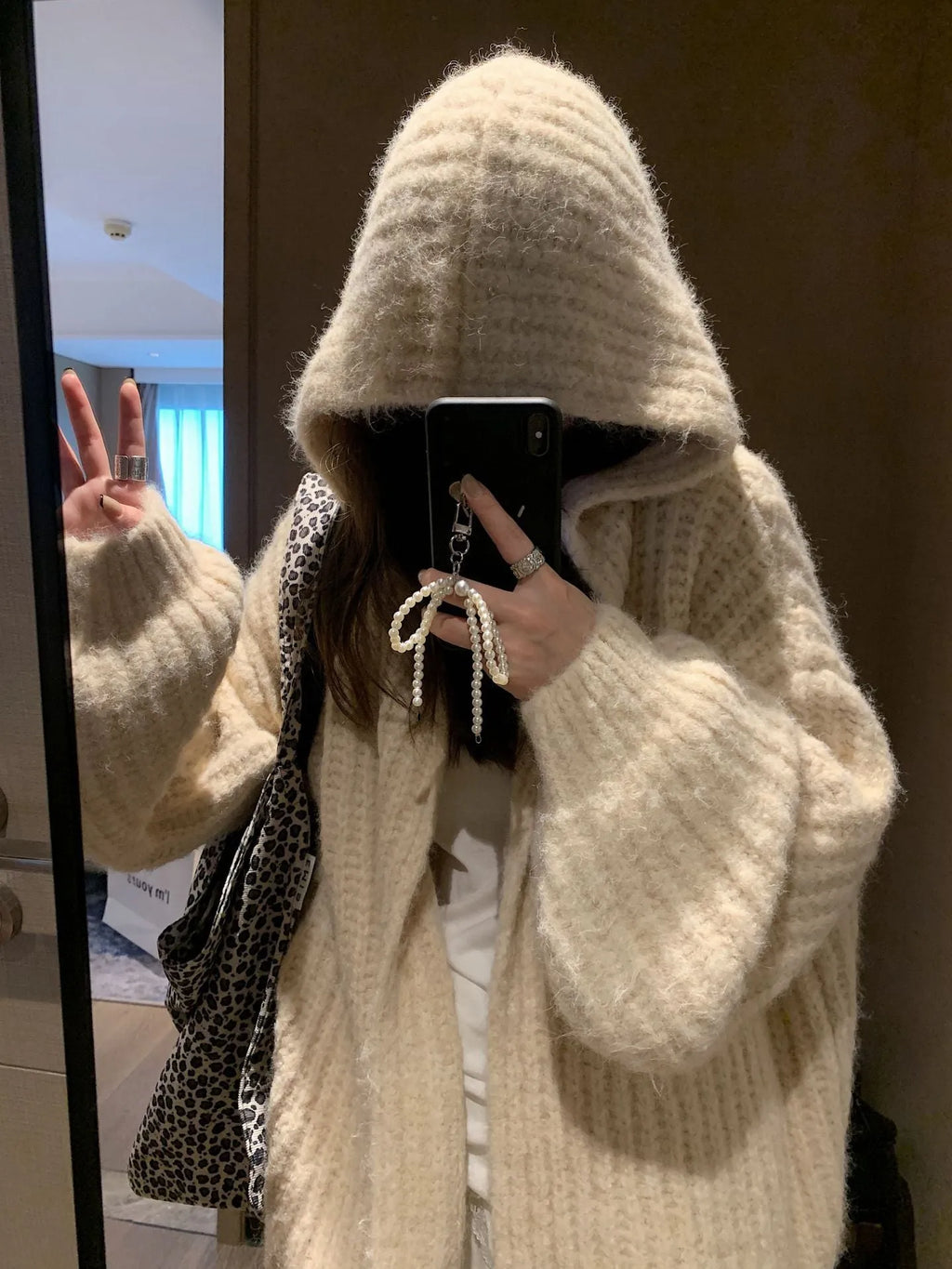 Retro Maillard hooded sweater cardigan for women in dark grey, brown or milky white solid colours
