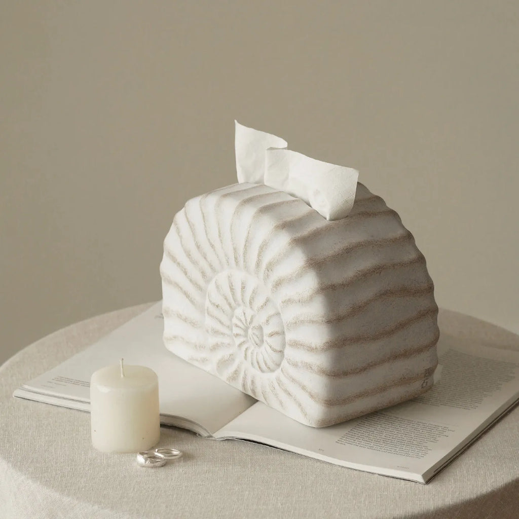 Conch ramble resin tissue box decoration in modern simplicity style