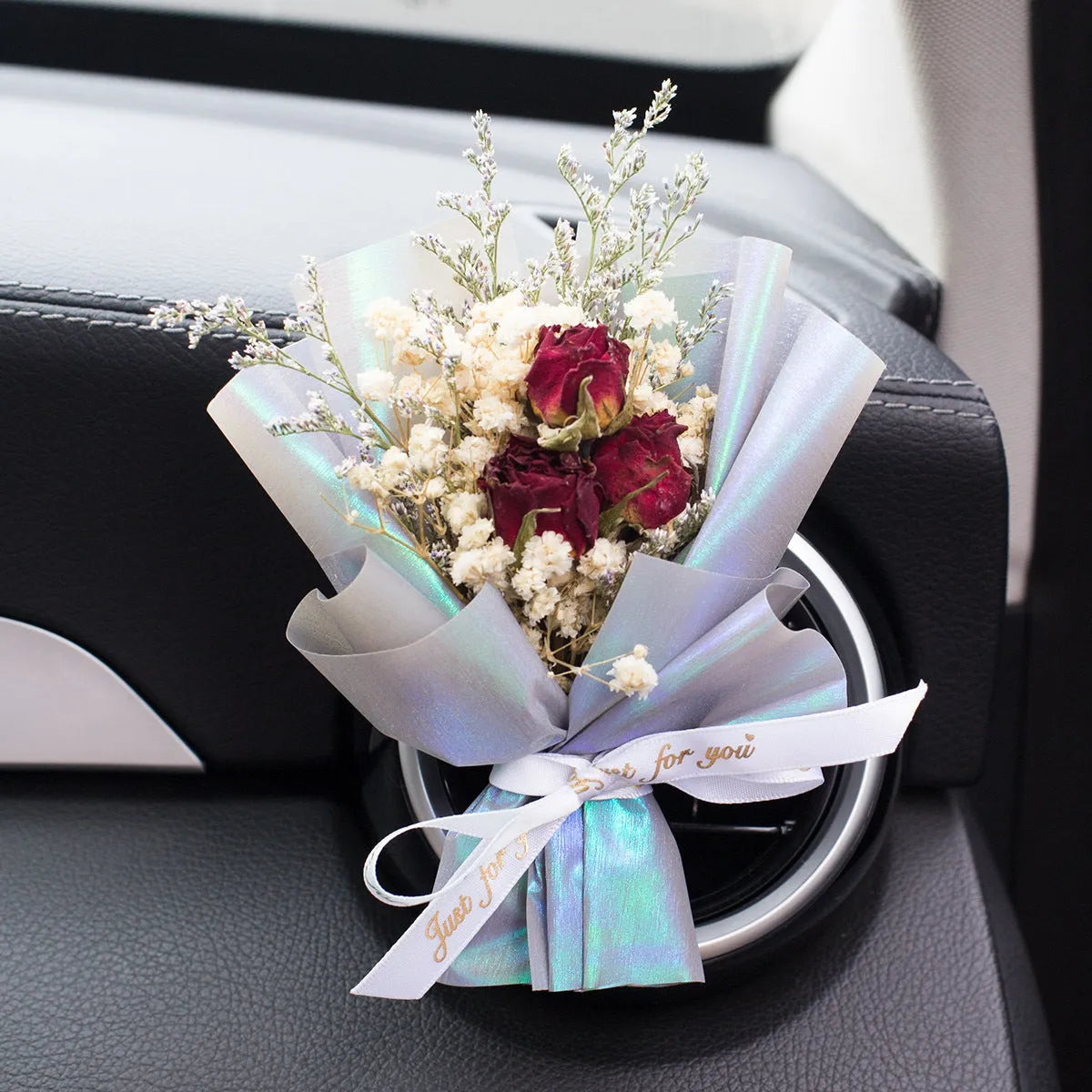 Handmade dried flower car vent perfume ornament in assorted colours for vehicle air freshening